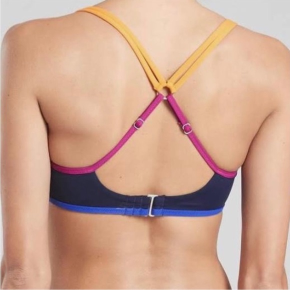 NWT Athleta Kapalua Bikini Top 40 B D - Picture 2 of 6